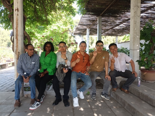 Work together to create a win-win situation