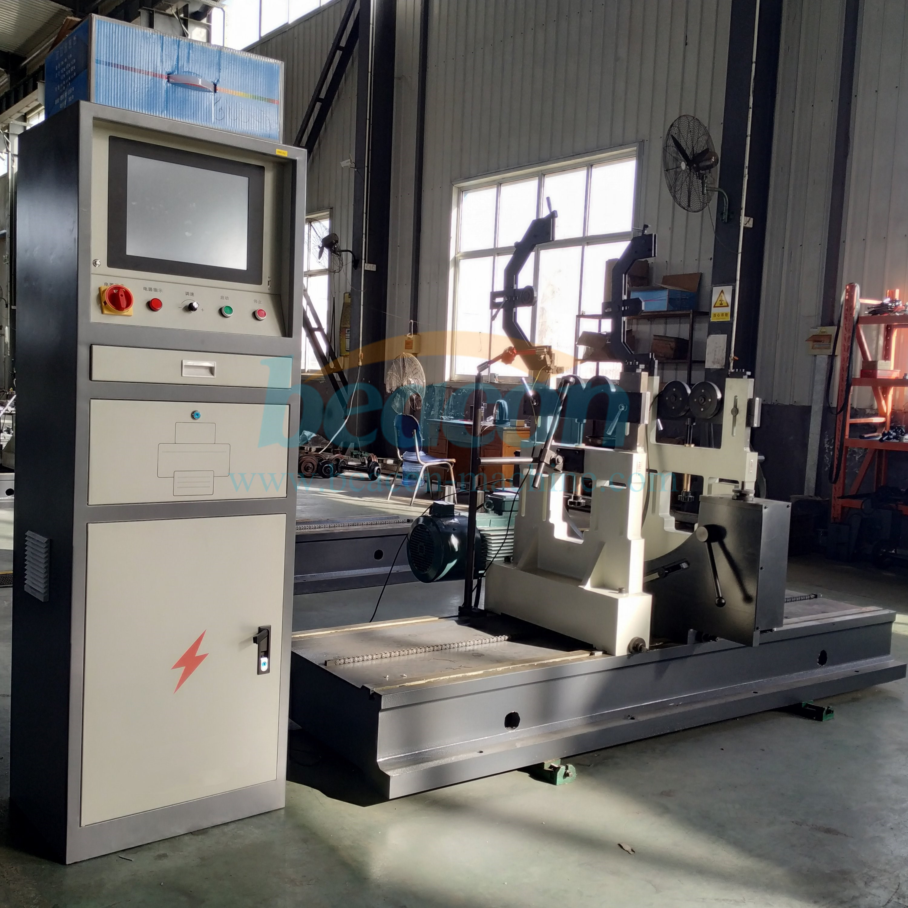 YYQ-200S Belt Drive Horizontal Dynamic Balancing Machine
