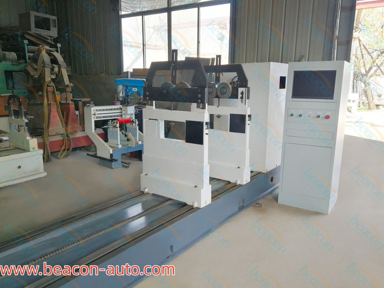 YFW-1600A Fan Impeller and  Fan blade dynamic Balancing Machine